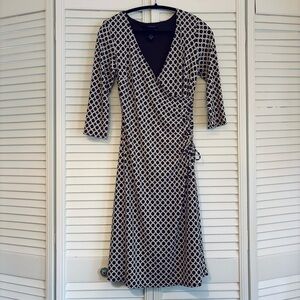Laundry by Shelli Segal Brown and Cream Patterned Faux Wrap Midi Dress Size 4